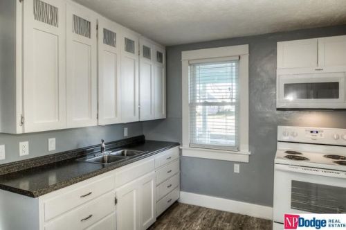 1421 Lincoln St, Blair, NE 68008-2047