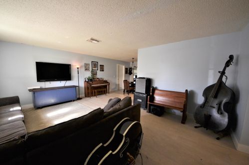1652 Pleasantview St, Fort Pierce, FL 34983-4029