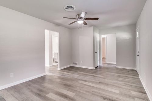 801 Hughes St, Dorchester, TX 75459-3587