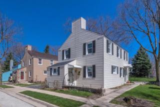 5596 Arbutus Ct, Greendale, WI 53129-1713