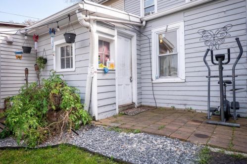 1009 Wilkes Barre St, Easton PA  18042-6381 exterior