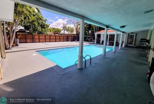 6901 16 Ct, Hollywood FL 33027-2315 exterior