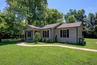 202 Mitchell St, Clarksville, TN 37042-5508