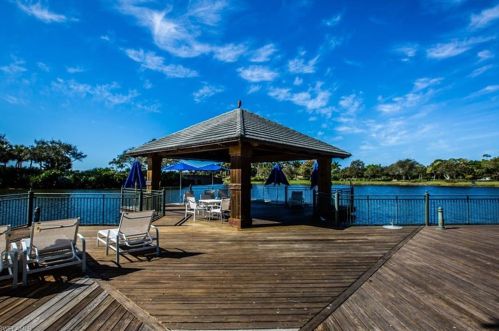 4533 Cardinal Cove Ln, Naples FL  34114-9487 exterior