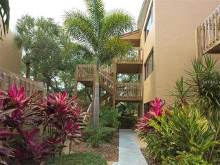 6370 Midnight Cove Rd, Sarasota, FL 34242-3400