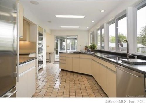 994 Ocean Ave, United States Coast Guard Ac, CT 06320-2911