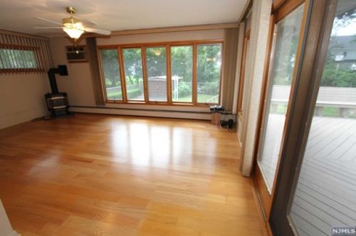 434 Harristown Rd, Ridgewood NJ  07452-2836 exterior