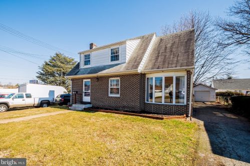 2 Ogle Ave, Wilmington, DE 19805-1419