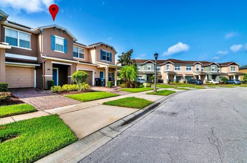 16420 Cedar Crest Dr, Orlando, FL 32828-6711