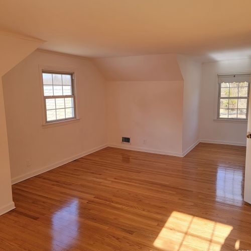 18 Northfield Dr, Northport NY  11768-2413 exterior