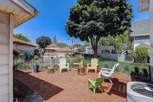 5006 Beloit Rd, Milwaukee WI 53214-5332 exterior