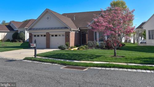 73 Valentine Dr, Boothwyn, PA 19060-1329