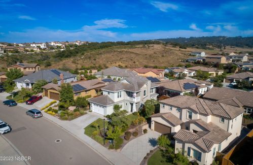 622 Wildflower Dr, Santa Maria CA  93455-6099 exterior