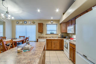 43391 Sunland Dr, Maricopa, AZ 85138-1710