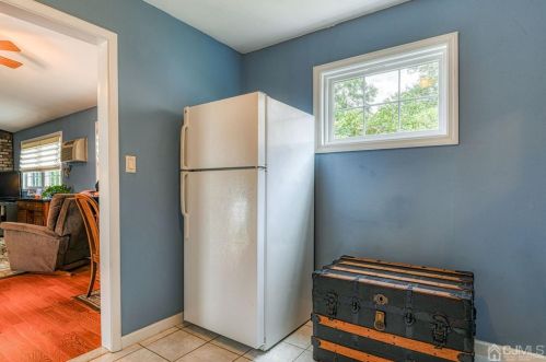 29 Stratford Rd, East Brunswick NJ  08816-2019 exterior