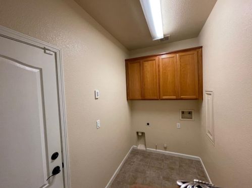 416 San Fernando Ct, Los Banos CA  93635-6451 exterior