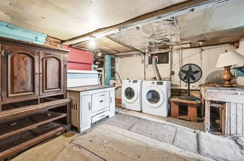 12 Royce Ave, Middletown NY  10940-4708 exterior