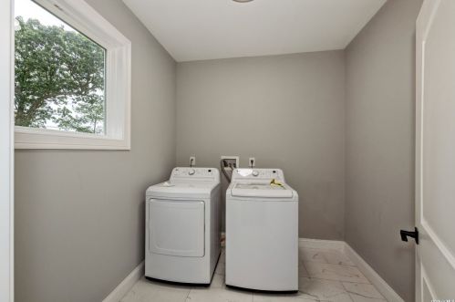 145 Laurel Hill Rd, Northport NY  11768-3428 exterior