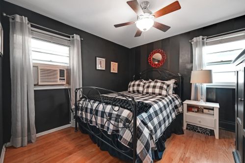 473 Avenue, Bayonne NJ  07002-4835 exterior