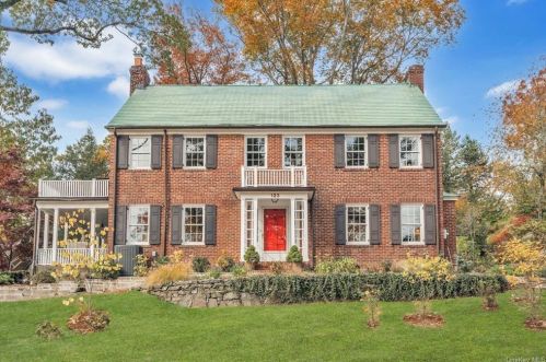 123 Edgemont Rd, Scarsdale, NY 10583-2750