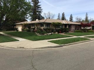 6633 Farris Ave, Fresno, CA 93711-1405