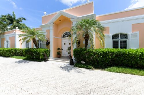 309 Chapel Hill Rd, Palm Beach, FL 33480-4124
