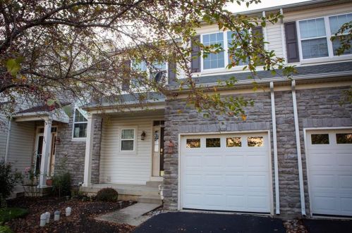 867 King Way, Breinigsville, PA 18031-1485