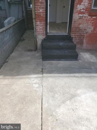 3416 Marshall St, Philadelphia PA  19140-5534 exterior