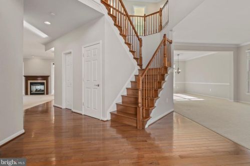 12257 Tulane Fls Dr, Bristow VA  20136-2183 exterior