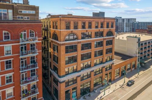 239 Chicago St, Milwaukee WI 53202-5705 exterior