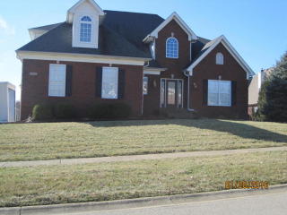 5408 Valley Park Dr, Louisville, KY 40299-4132