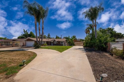 15600 Pinto Way, Chino Hills, CA 91709-3121