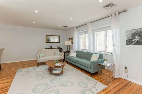 258 Gramercy Dr, Muttontown, NY 11753-1830
