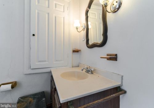 312 Burnside Ave, Norristown PA  19403-2608 exterior