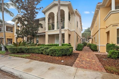 28594 Alessandria Cir, Bonita Springs, FL 34135-8273