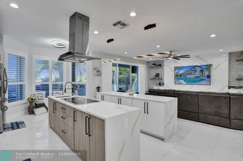 3591 177th Ave, Hollywood FL  33029-1666 exterior