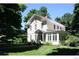 295 Greens Farms Rd, Westport, CT 06880-6225
