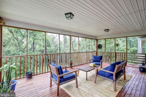 11734 Armistead Filler Ln, Lovettsville VA  20180-1915 exterior