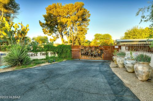 3033 Pantano Rd, Tucson, AZ 85750-2860