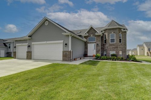2853 83rd Ave, Gary, IN 46410-6061