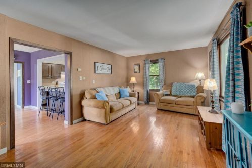250 Grant St, Ellsworth, WI 54011-5093