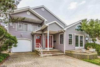 218 2nd St, Brigantine City, NJ 08203-3104