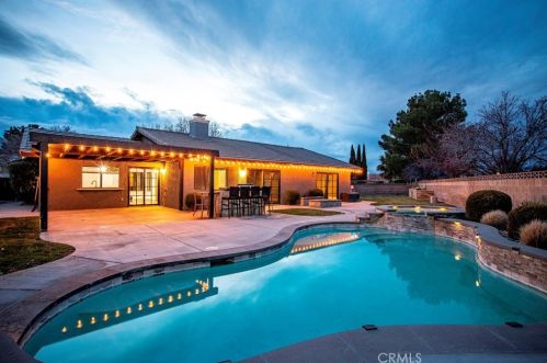 3819 Pelona Vista Dr, Lancaster, CA 93536-5459