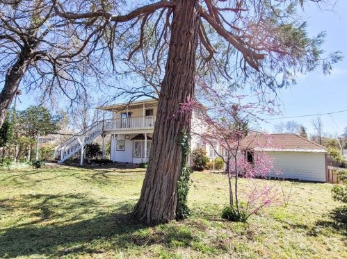 103 Tunis St, Lakeport CA  95453-4605 exterior