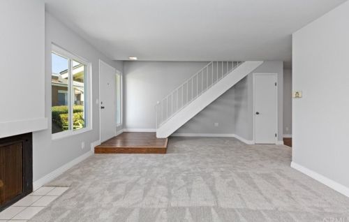 325 Chinook Dr, Placentia CA  92870-1417 exterior