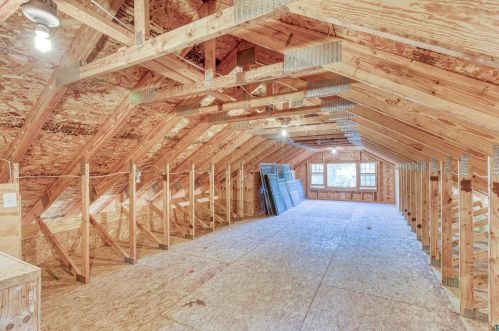 5078 Arrowhead Rd, Duluth MN 55811-1453 exterior