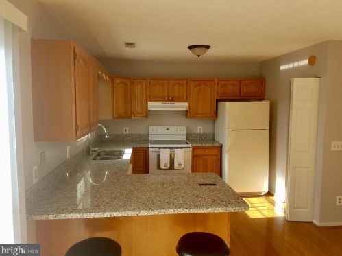 861 Northfield Ct, Harrisonburg VA  22802-4828 exterior