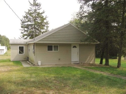 3420 750, Bass Lake, IN 46534-8331