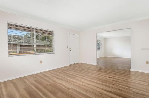 109 Oyster Bay Cir, Altamonte Springs, FL 32701-8060