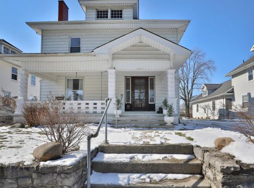 131 Elm St, London, OH 43140-1135